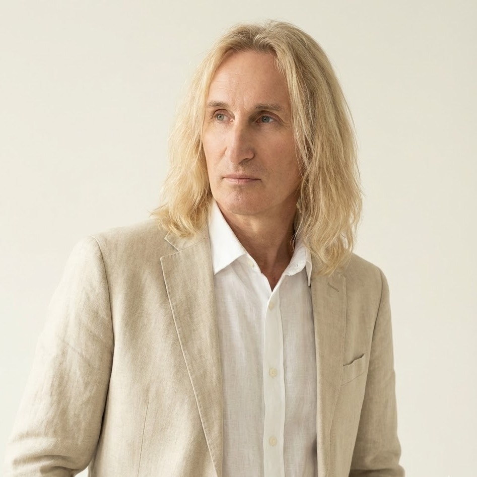 Александр Иванов