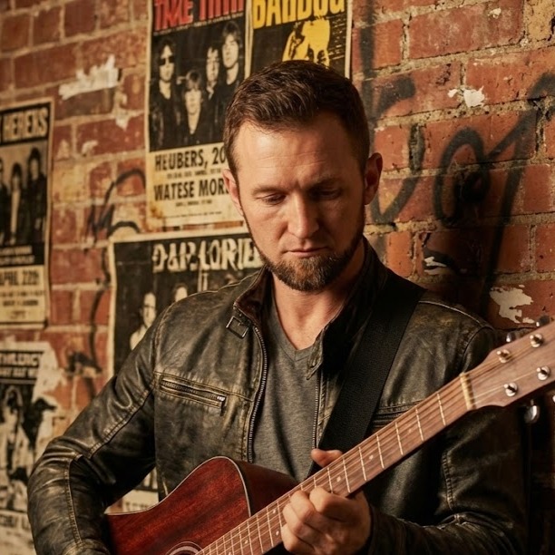 Евгений Женевьев