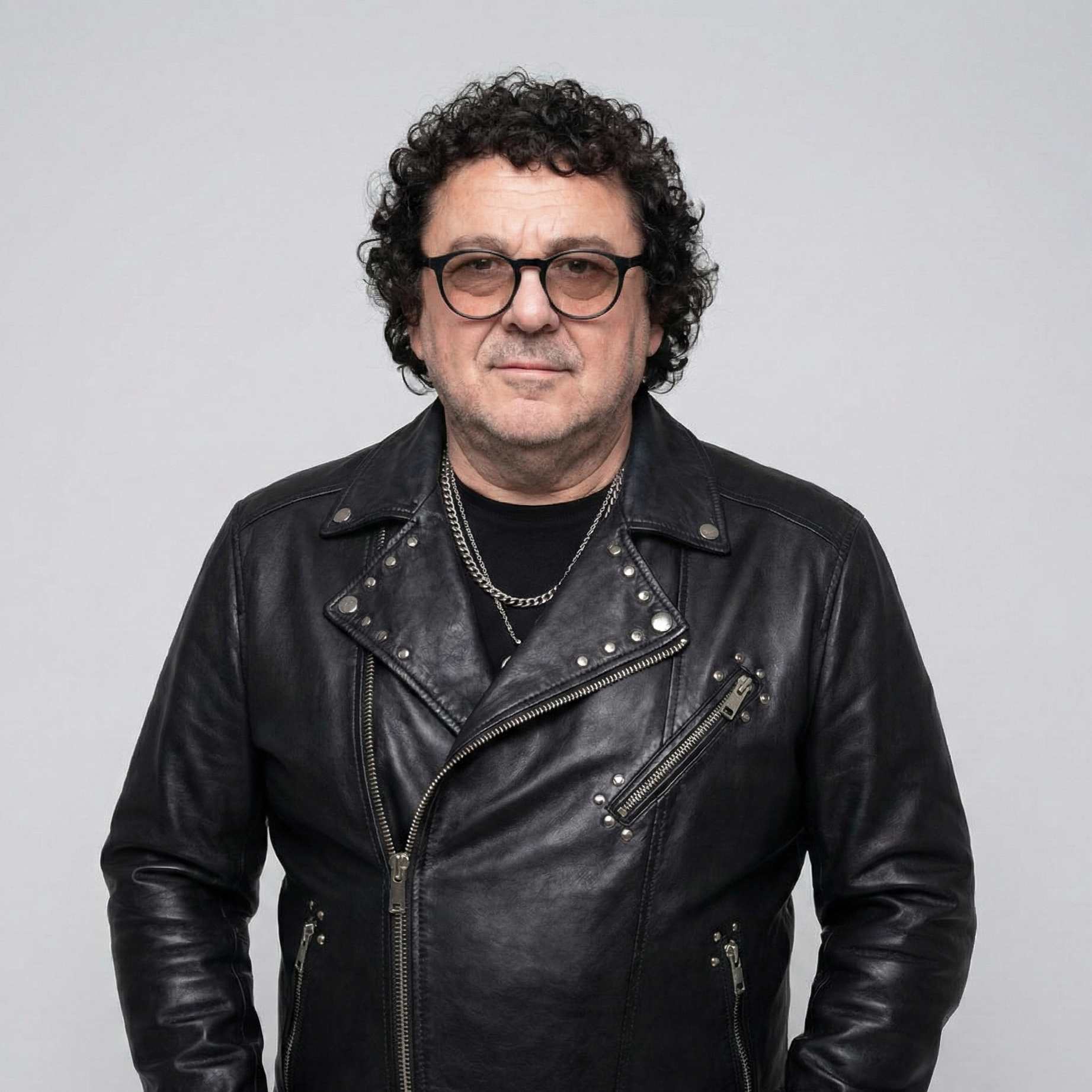 Игорь Саруханов