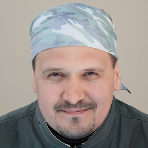 Михаил Левин