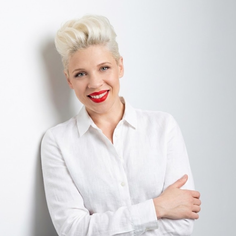 Тина Кузнецова